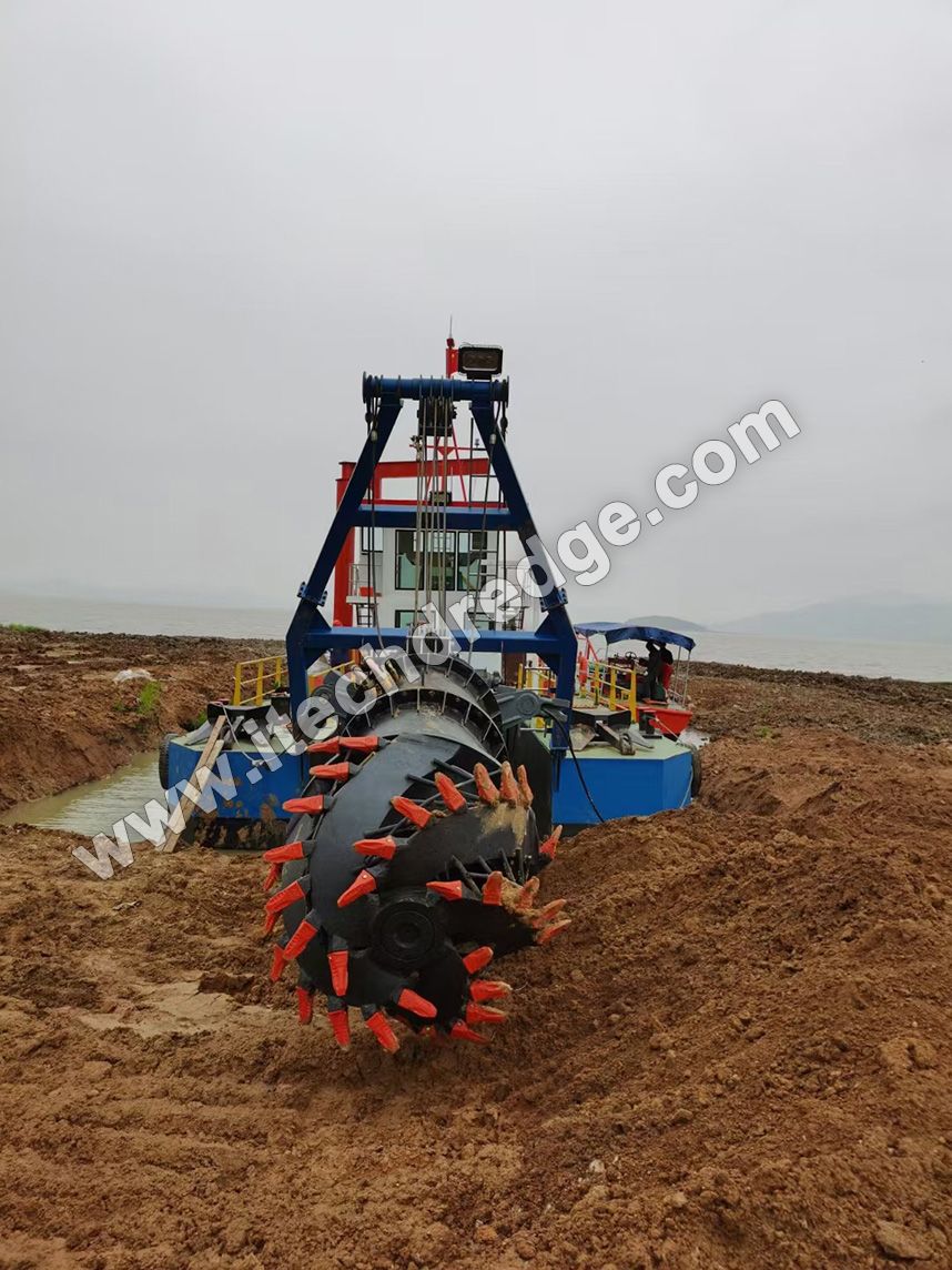 Резак всасывающий Dredger CSD300